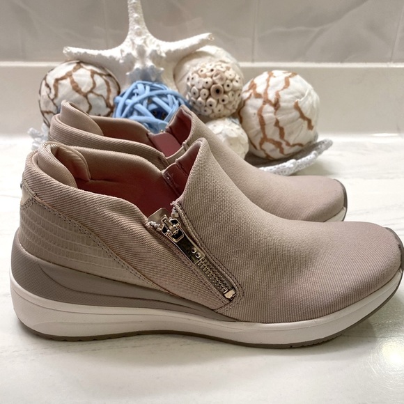 Ryka Shoes - Women shoes